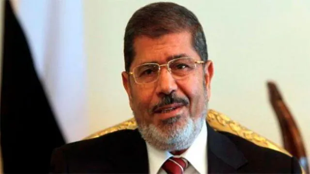 Muere el expresidente egipcio Mohamed Mursi mientras era juzgado