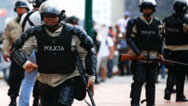 Venezuela: ocho muertos dejó operativo en cuartel militar de Caracas