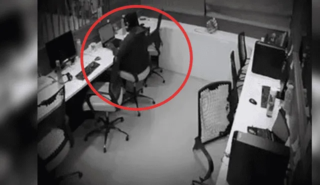 Vía Facebook: cámaras filman a 'fantasma' asustando a mujer que trabaja hasta la madrugada [VIDEO]