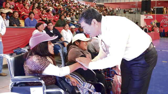 Gobernador de Tacna y su mea culpa: "pido disculpas sino cumplí expectativas"