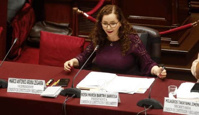 Bancadas solicitan que Rosa Bartra priorice debate de reformas políticas 