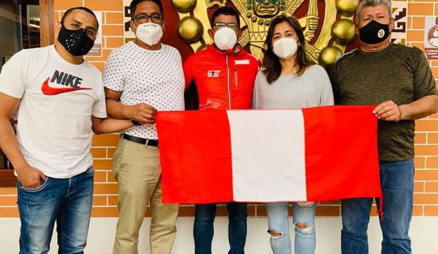 Nueva directiva del atletismo peruano con el chiclayano Javier Chirinos (al centro). Foto: Club Atletismo Chiclayo