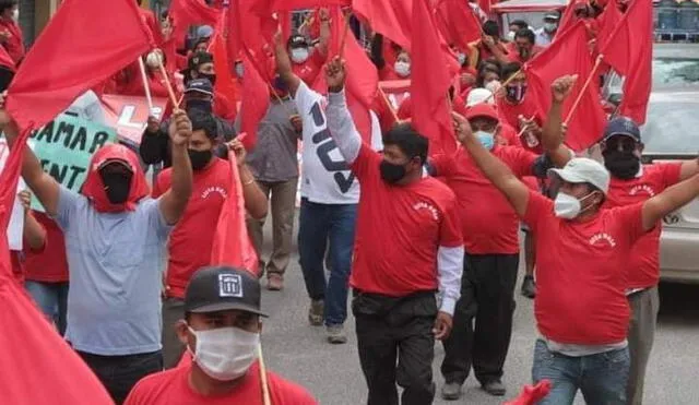Militantes de la Lista Roja esperan que la junta directiva apuesto por los megaproyectos para la provincia. Foto: difusión