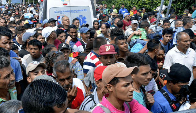 Venezuela acusa a Colombia de "inflar" las cifras sobre sus emigrantes