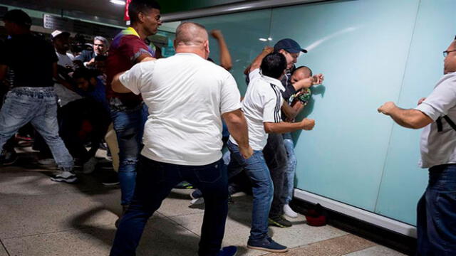 Un sinnúmero de personas fue golpeada por colectivos chavistas. Foto: EFE