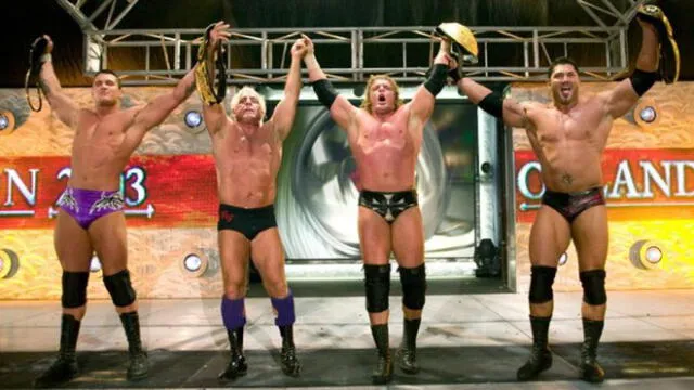 WWE: Evolution regresa a la empresa por una sola noche