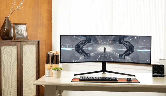 Desliza para ver el aspecto de este monitor futurista diseñado para 'gamers'. Foto: Samsung
