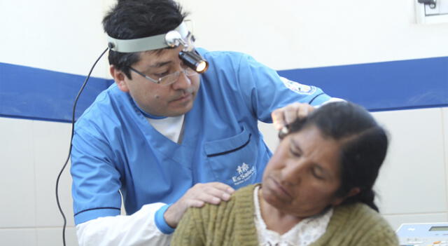 Atenciones de especialistas de EsSalud se realizan en hospital de Adolfo Guevara de Cusco.