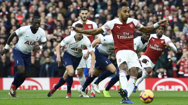 Arsenal venció 4-2 a Tottenham con doblete de Aubameyang [RESUMEN Y GOLES]