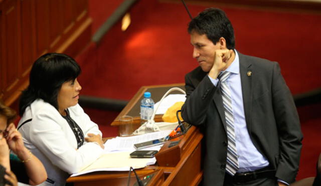 Tapia renunció a Comisión de Ética por diferencias con su bancada Fuerza Popular