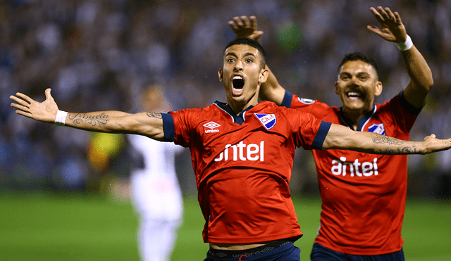 Nacional le anotó un gol a Alianza Lima a los 10 segundos y se llevó el triunfo en su estreno en la Copa Libertadores 2020. | Foto: AFP