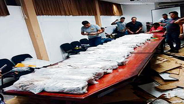 PNP encuentra 157 kilos de droga camuflada en cajas de cartones