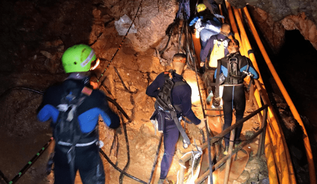 Rescate de niños atrapados en Tailandia: 8 niños rescatados de la cueva de Tham Luanga 