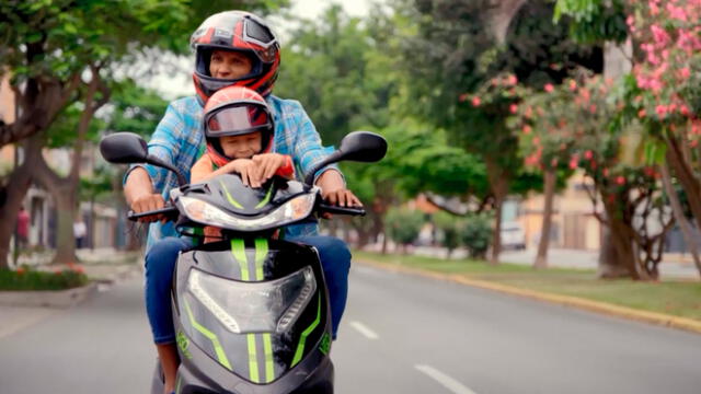 Edison ‘Orejas’ Flores se declara hincha de telenovela peruana