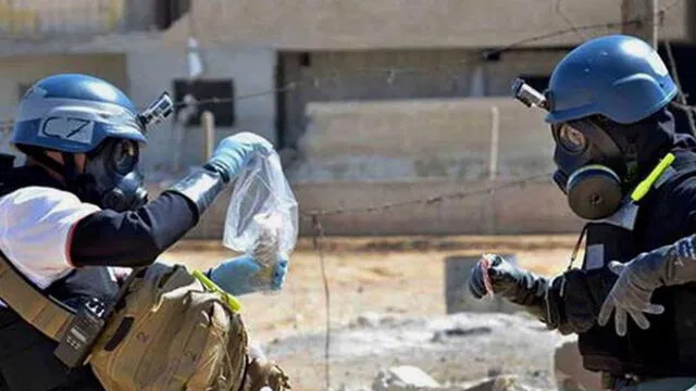Misión de la OPAQ tomó muestras en Duma para determinar si Siria usó armas químicas