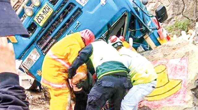 Cuatro muertos y un herido en desvío de camión. Fuente: Exitosa Noticias.