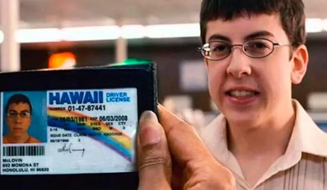La identificación falsa estaba inspirada en la película 'Superbad' (2007), en la que un adolescente se hace pasar por un tal McLovin para conseguir alcohol. Captura.