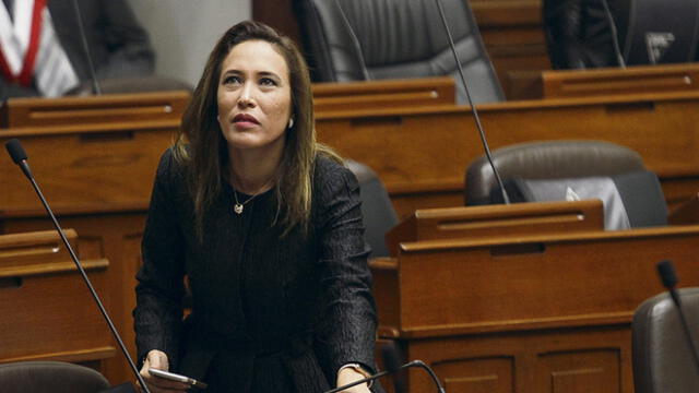 Fuerza Popular analizará la denuncia de Paloma Noceda contra Luis López Vilela