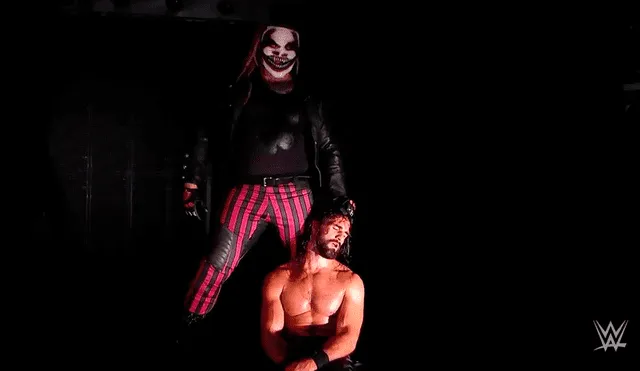 Bray Wyatt, en su nuevo personaje de The Find, apareció en el final de Clash of Champions 2019 para atacar a Seth Rollins. | Foto: @WWE