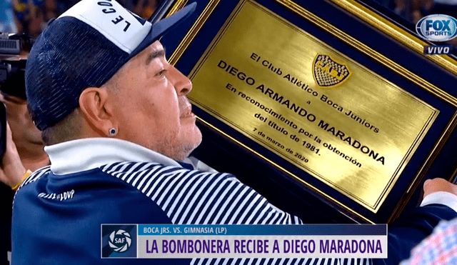 Diego Maradona pisó La Bombonera minutos antes de que empiece el partido. Foto: Captura