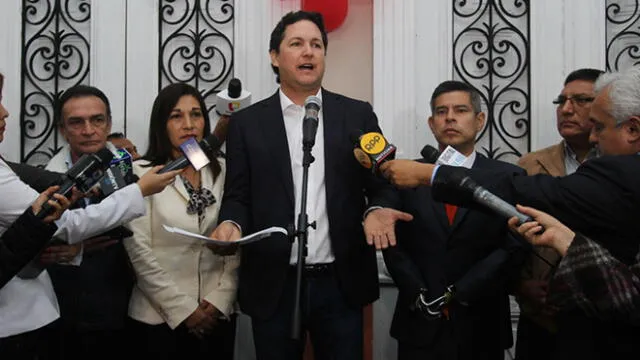 Fuerza Popular acuerda respaldar denuncia contra Pablo Sánchez