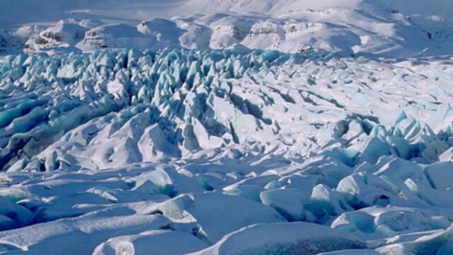 Cambio climático causa caída de glaciar en Islandia que puso en peligro a turistas [VIDEO]