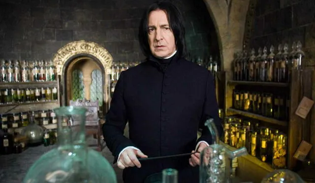 J. K. Rowling se disculpó por la muerte de Snape en la Batalla de Hogwarts
