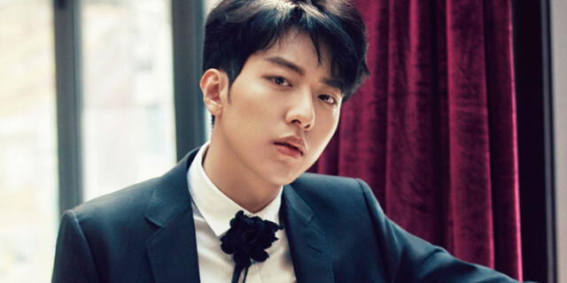 Lee Jung-shin es un bajista, cantante, rapero, actor y modelo surcoreano. Es el bajista de la banda de rock CNBLUE.