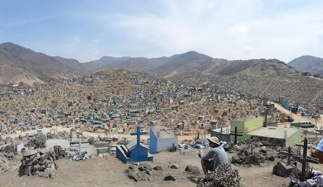 El cementerio Nueva Esperanza tiene 60 hectáreas y está ubicado en Villa María del Triunfo. Foto: Tripadvisor