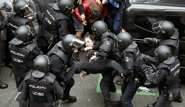Referéndum en Cataluña: Violencia y centenares de heridos asombran al mundo 