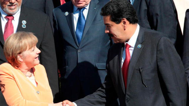 La canciller de Alemania Angela Merkel en un encuentro con Nicolás Maduro. Foto: referencial