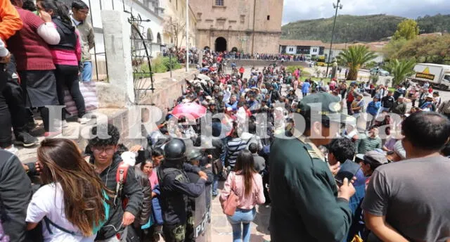 Cienciano vs Santos FC: Inmensas colas y desorden durante venta de entradas en Cusco [FOTOGALERÍA]