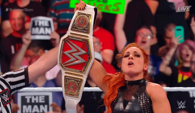 Becky Lynch retuvo una vez más su título femenino de Raw. Créditos: WWE