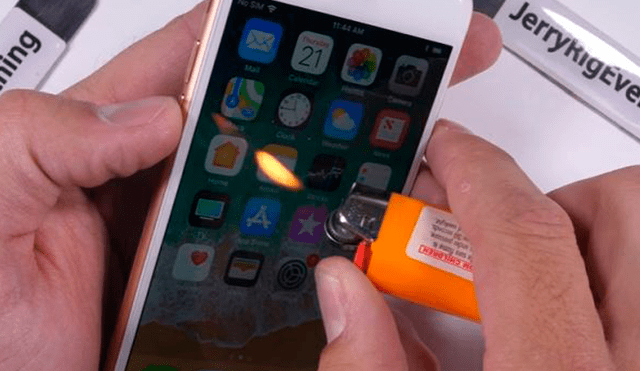 iPhone 8: ‘Youtubers’ someten a extremas pruebas al nuevo teléfono de Apple para comprobar su resistencia