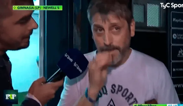 DT Gimnasia La Plata le gusta comer pasto en los partidos de la Superliga Argentina [VIDEO]
