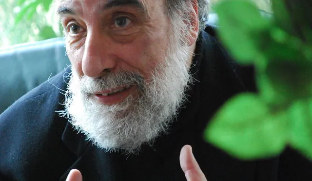 Poeta Raúl Zurita ganó el Premio Iberoamericano de Letras José Donoso