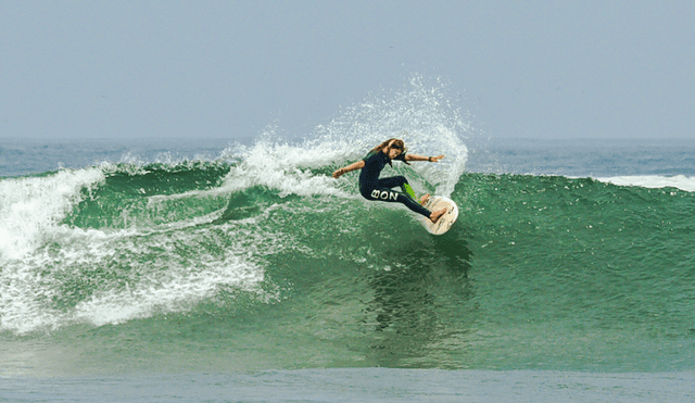 Nuestra joven surfista de 15 años, logró obtener el puesto 16 en el Isa World Junior Surfing Championship 2019.