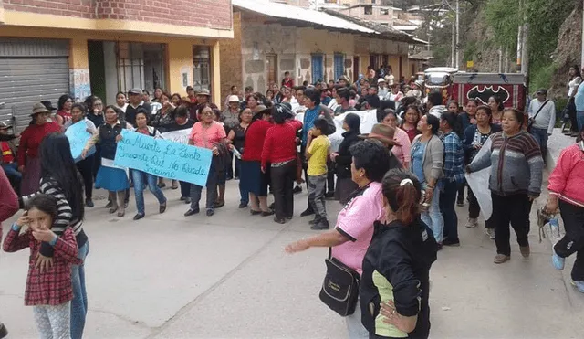 Áncash: pobladores exigen justicia en las calles por muerte de policía en Sihuas