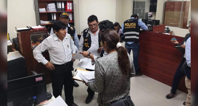 Piden prisión para dos implicados en cobro de coimas para brevetes en Moquegua