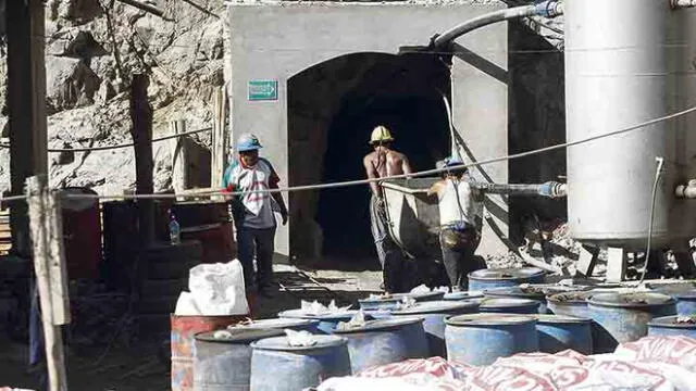 Gobierno Regional de Arequipa formalizó a 845 mineros ilegales en 2018