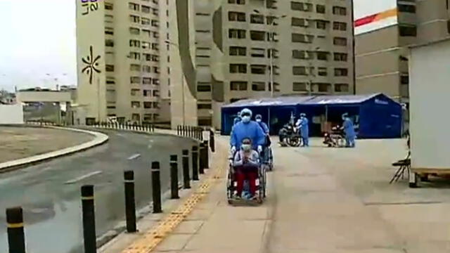 Pacientes recuperados fueron conducidos a un albergue en Ancón ya que son originarios de Áncash. (Foto: Captura de video / Latina Noticias)