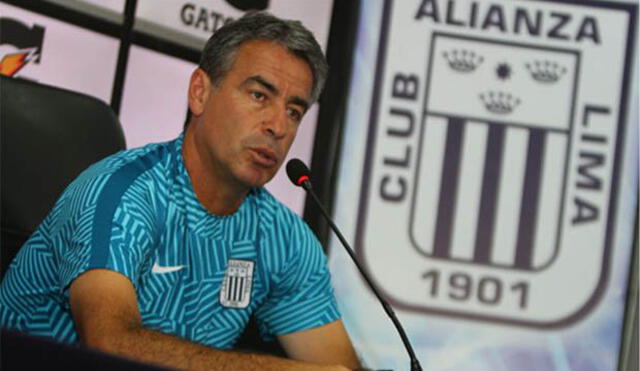 Alianza Lima: Pablo Bengoechea se refirió a la posibilidad que Claudio Pizarro llegue al club 