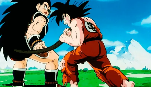 Goku sosteniendo la cola de Radditz en su primera batalla.