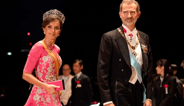 Reyes Letizia y Felipe VI de España en ceremonia de entronización de Naruhito de Japón.