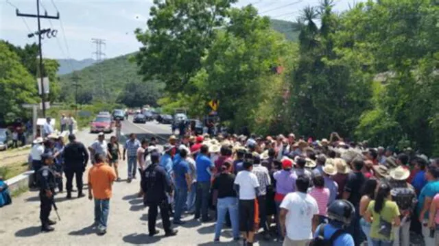 Cajamarca: Pobladores protestan por el pésimo estado de la carretera a Bambamarca