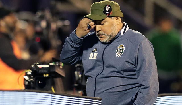Maradona solo ha logrado ganar un partido al mando de Gimnasia. (Créditos: AFP)