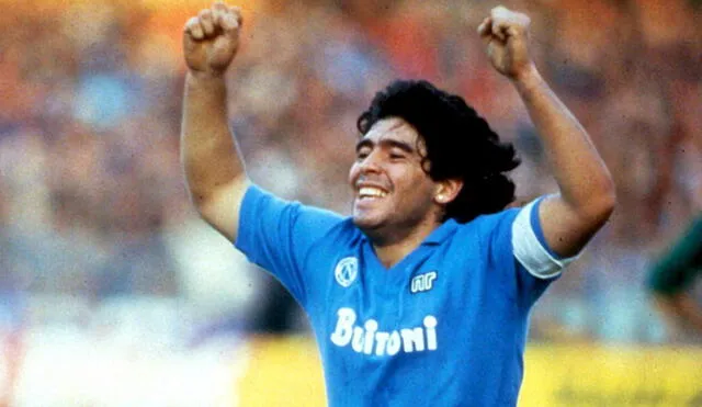 Diego Maradona marcó historia de 1984 a 1991 en el Napoli de Italia. Foto: Napoli
