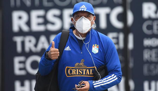 Roberto Mosquera será técnico de Sporting Cristal hasta el 2022. Foto: Sporting Cristal