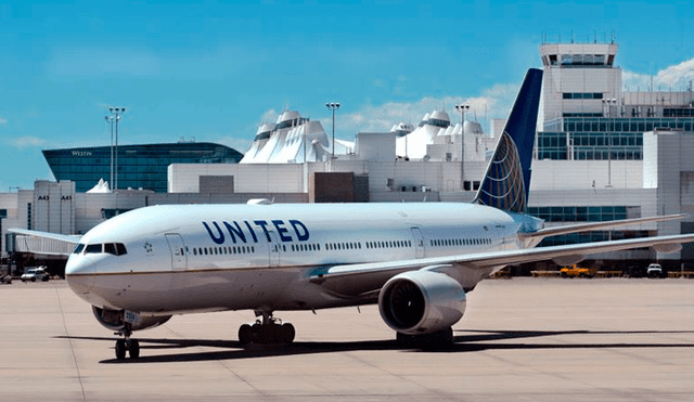 Pasajera de United Airlines fue picada por escorpión en pleno vuelo 