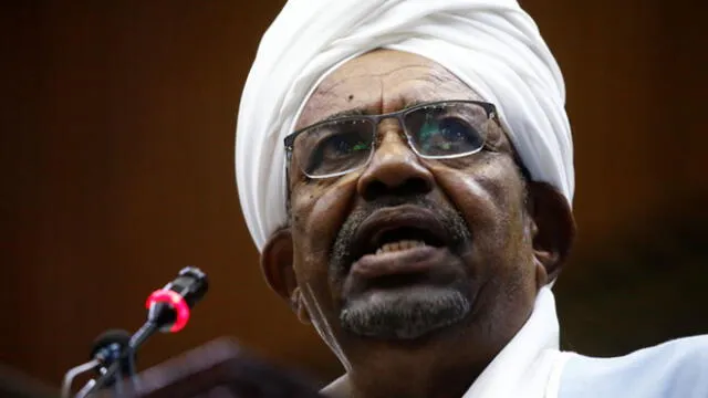 Expresidente derrocado de Sudán fue trasladado a la cárcel 